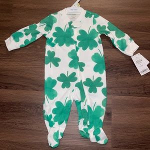 NWT Carter’s Shamrock Zip Footie Pajamas (3m)